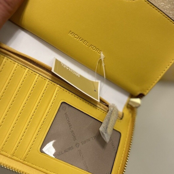Michael Kors Wallet Golden Yellow NWT - Picture 2 of 8